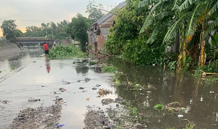 Perbaikan Tanggul Kali Jombang Wetan